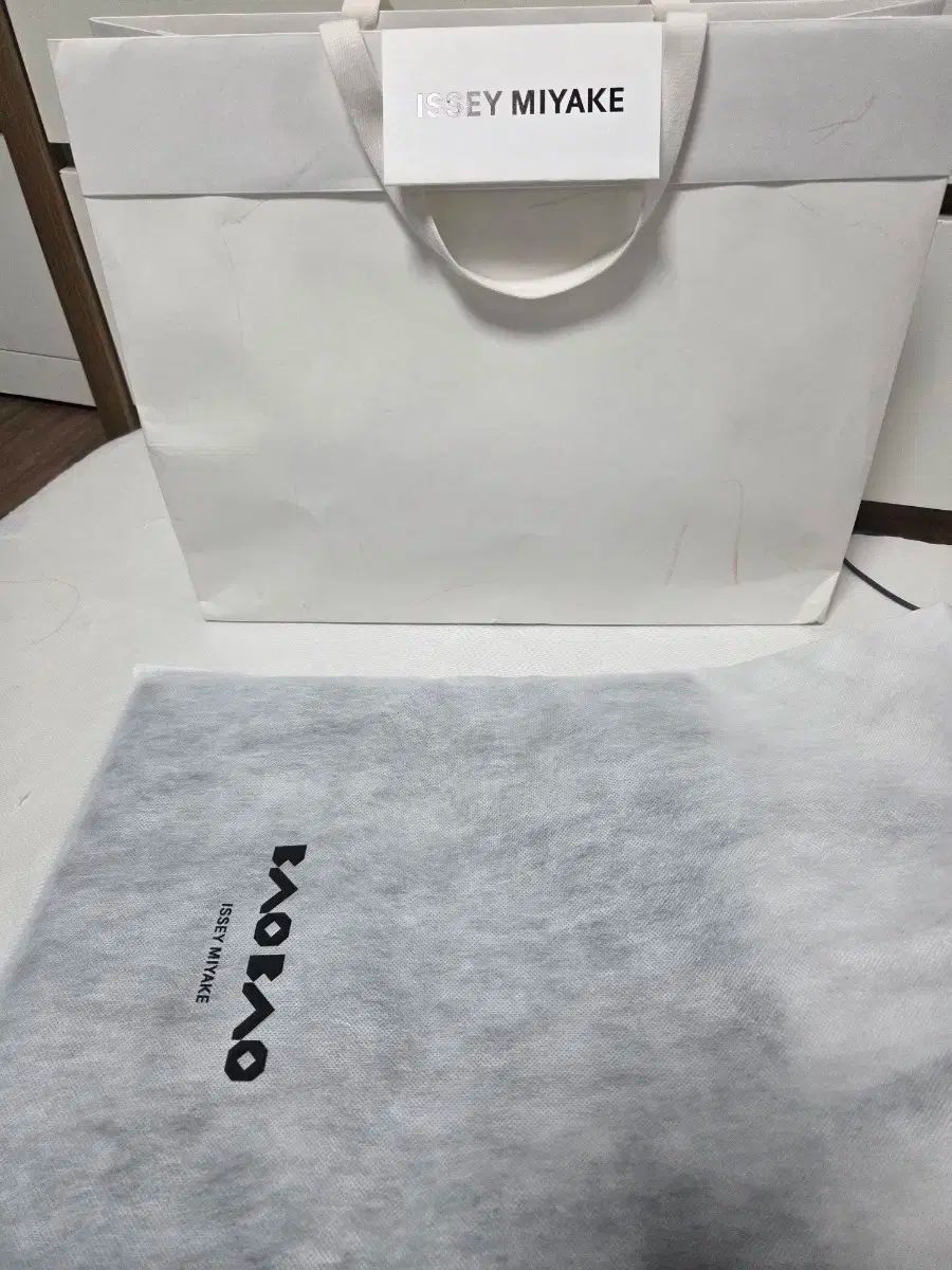 ルイ・ヴィトン クラッチバッグ 黒 レザー 保存袋付き オペラライン