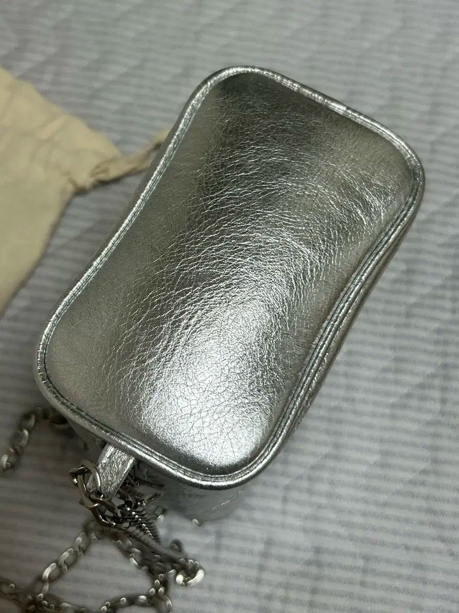 シルバーバッグ 販売