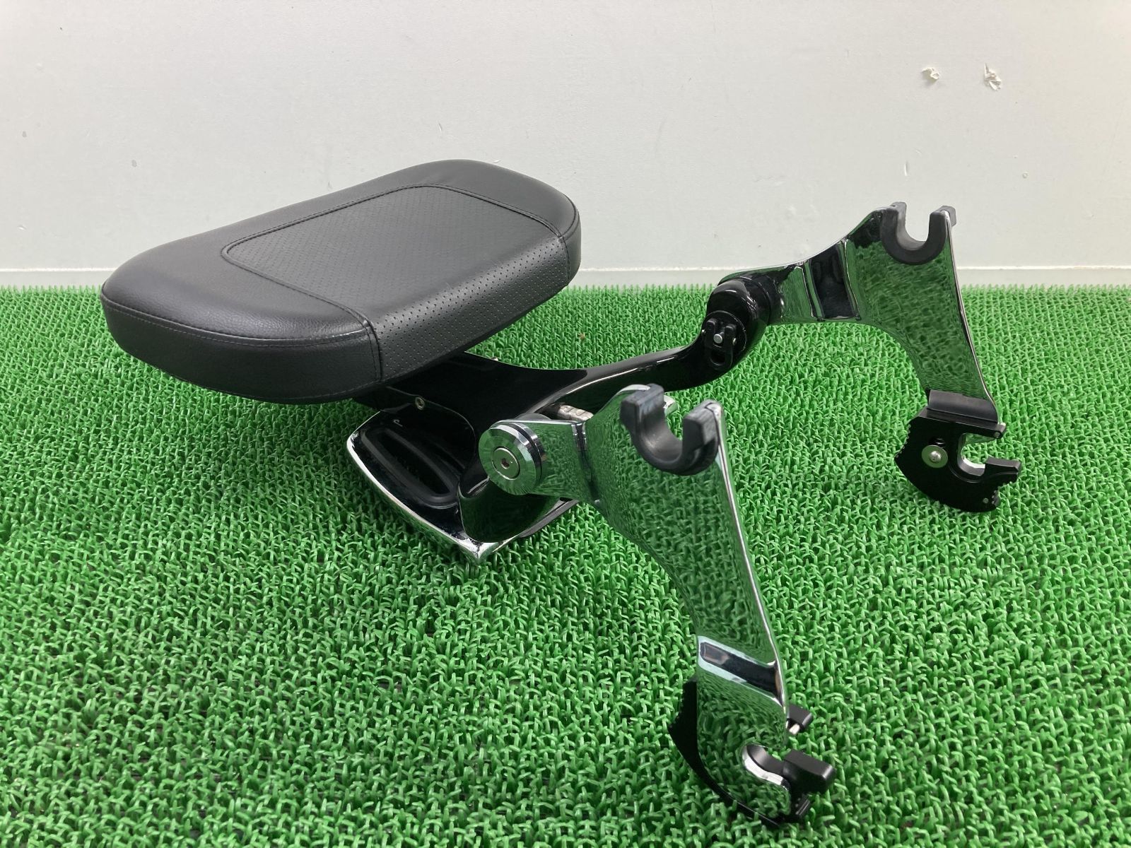 GIVI E147 44271/O☆クリアキン バックレスト用 リアバッグ バック 