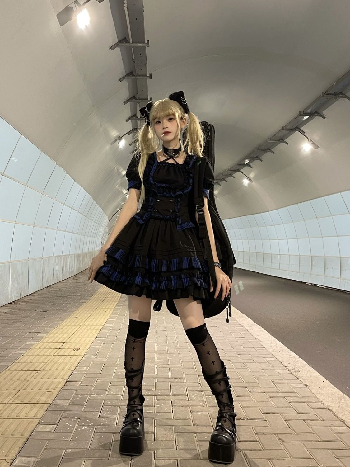 黒と青 赤