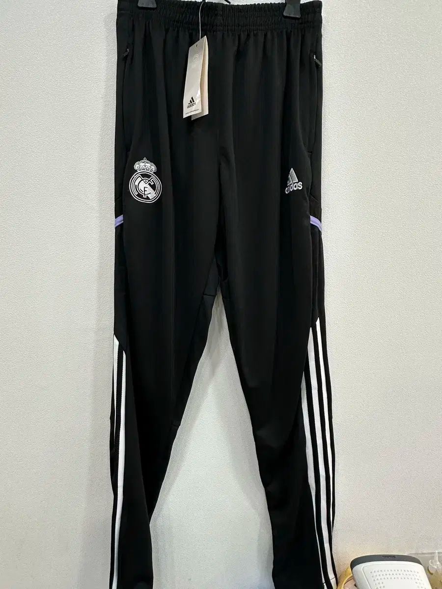adidas(アディダス) レアルマドリード トレーニングパンツ