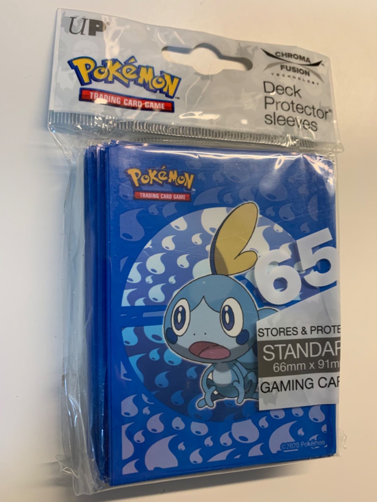 新品□送料無料□ ウルトラプロ ポケモンカードゲーム デッキシールド