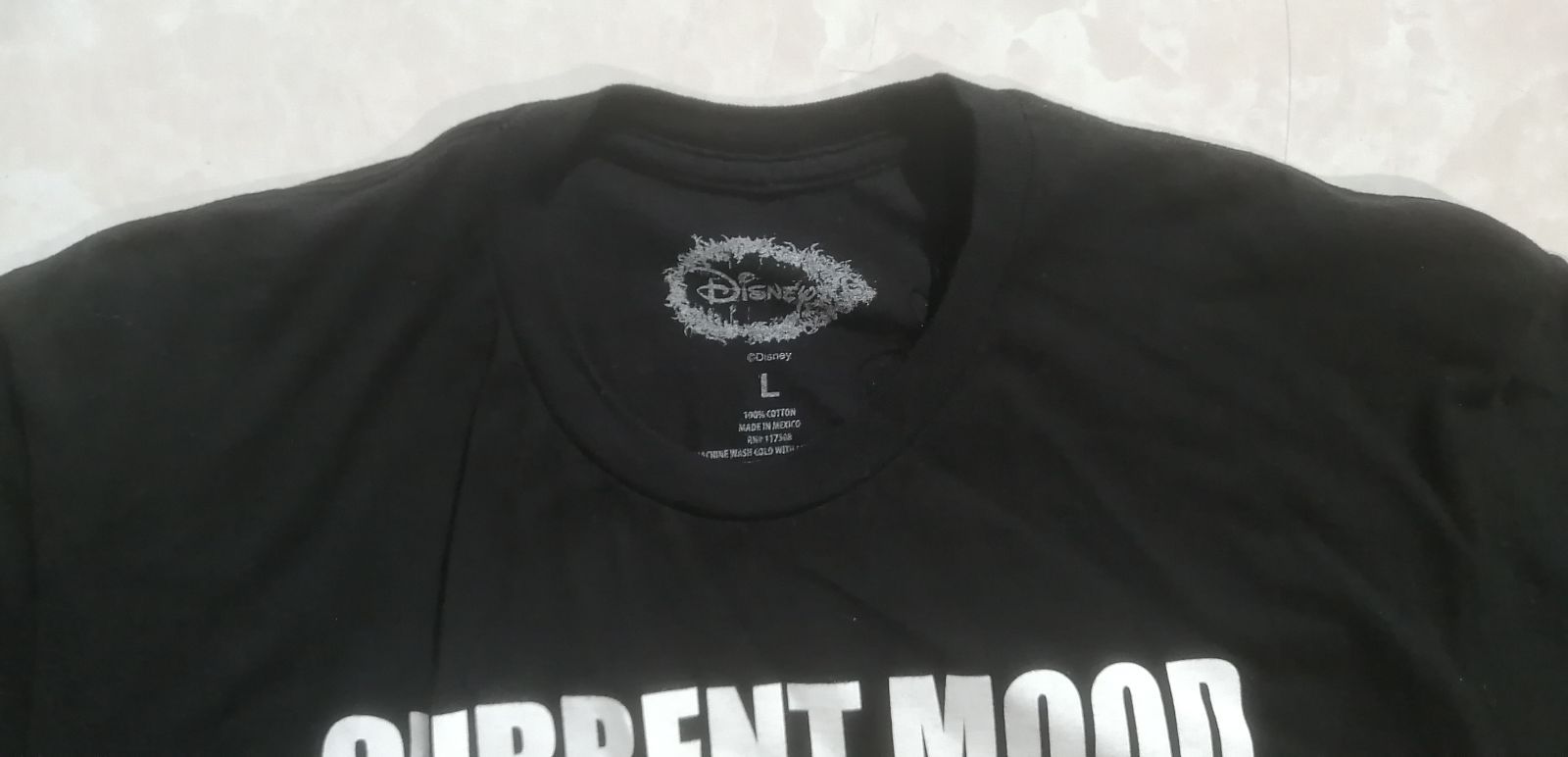 Disney ディズニー　美女と野獣「CURRENT MOOD」プリントＴシャツ　サイズＬ