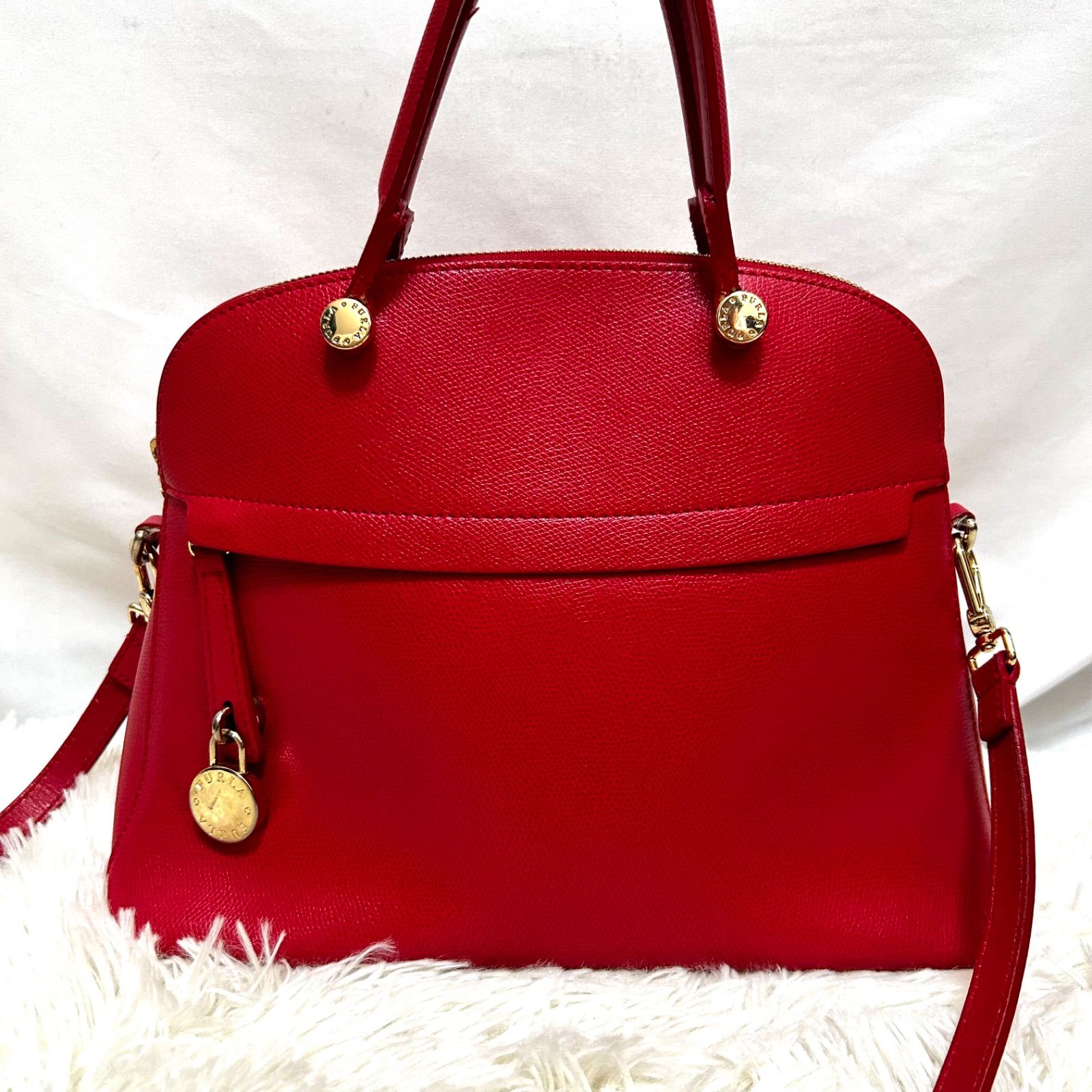FURLA フルラ パイパー piper ミディアム Mサイズ レッド 赤 