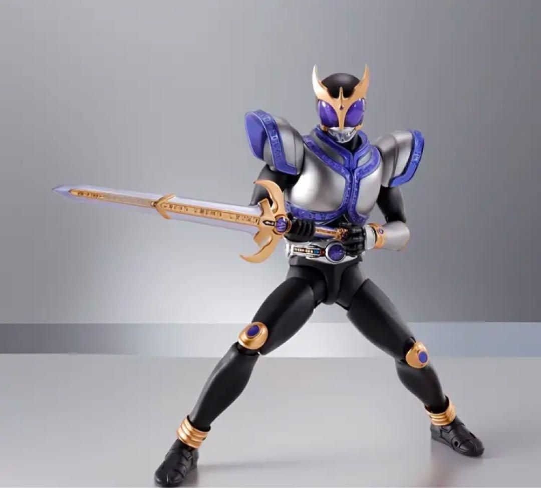 仮面ライダークウガ タイタンフォーム　アクションフィギュア　箱有り