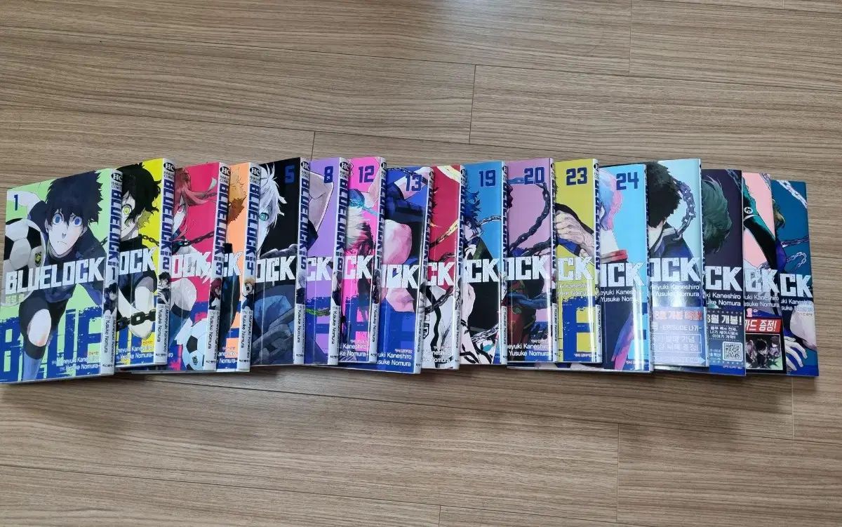 ブルーロック　漫画　小説　まとめ売り ブルーロック 漫画 まとめ売り - メルカリ