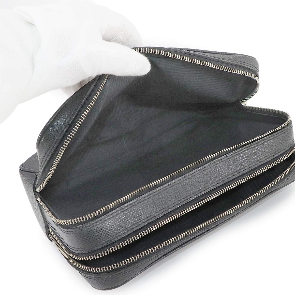 新品同様 ルイ ヴィトン LOUIS VUITTON タイガ パヴェル セカンド