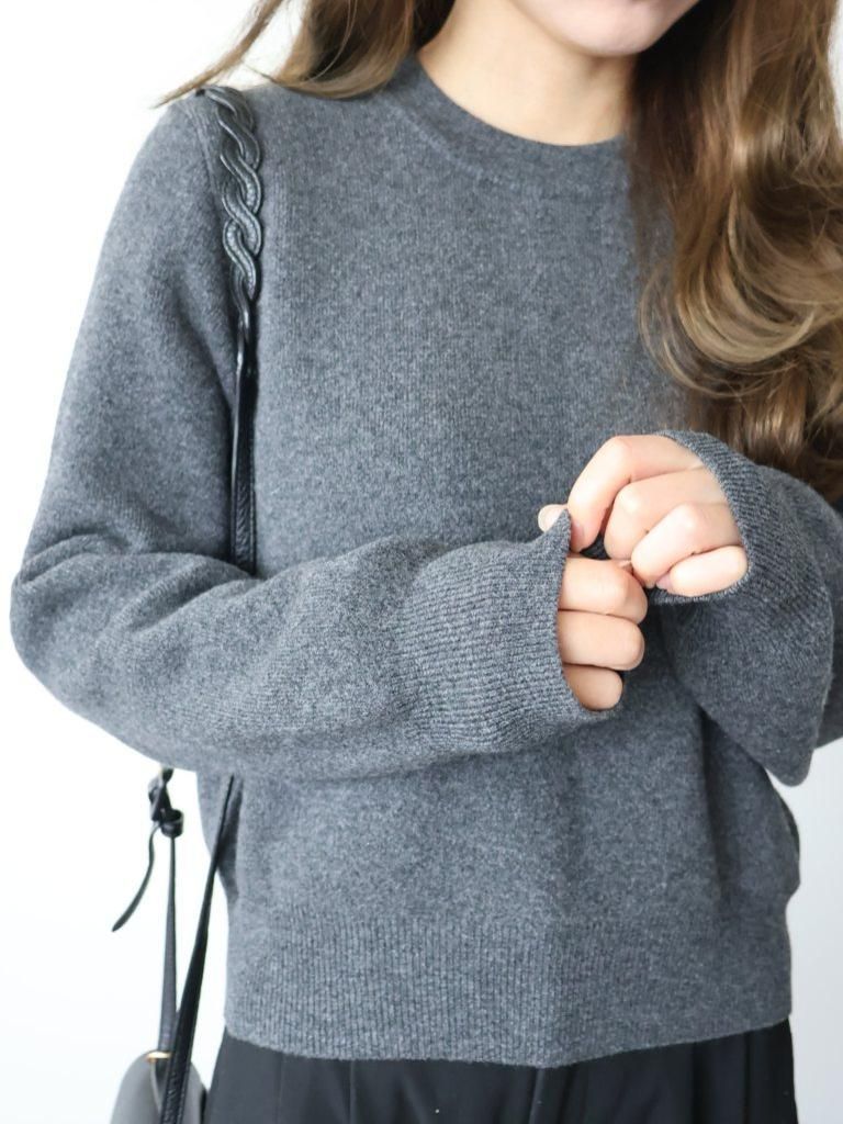 yori ヨリ バイ クルーネックニット Sサイズ 36 チャコールグレー 製 定価30 800円 ストレッチ素材 6457488