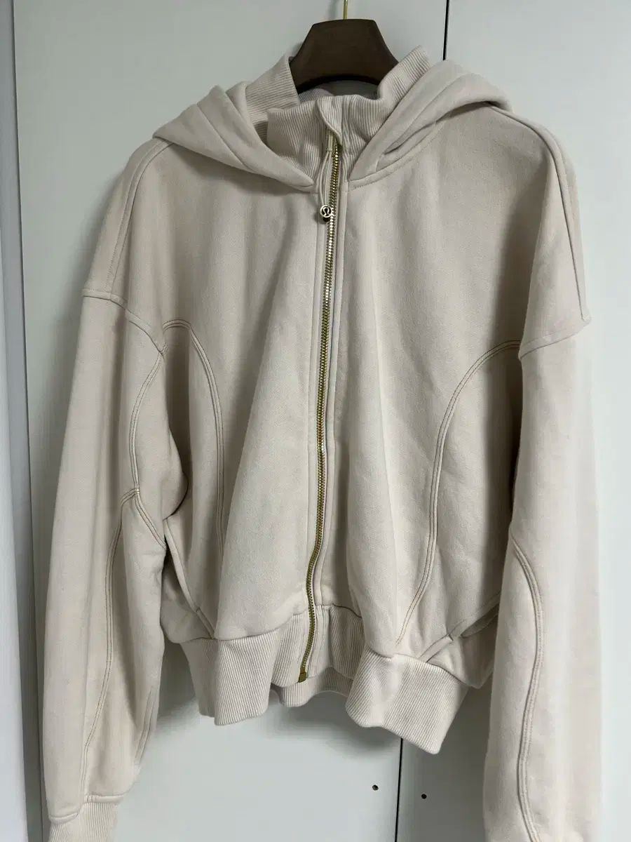 lululemon ルルレモン フード ジップアップ
