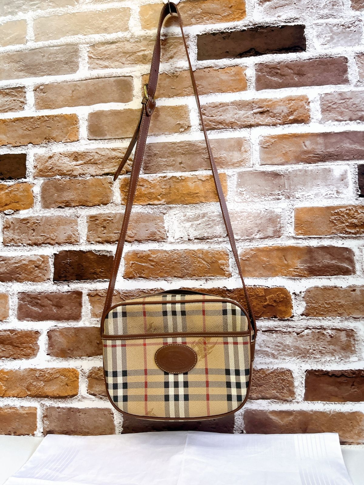 Burberry/バーバリー ショルダーバッグ ノバチェック シャドー