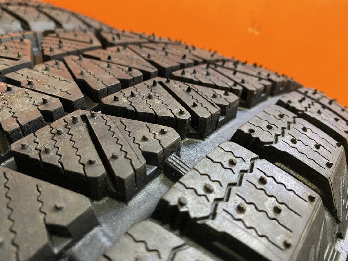 タイヤ新品 BS DM-V3 スタッドレス 265/60R18 新車外し トヨタ ハイラックスGRスポーツ GUN125 純正ホイール 7.5J6HPCD139.7+30 (VTY982MS) タイヤ新品 BS DM-V3 スタッドレス 265/60R18 新車外し トヨタ