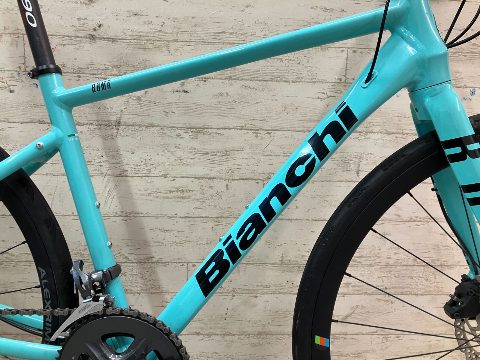 値下げ大特価!! BIANCHI ROMA3 CUSTOM 2021 DISC SHIMANO CLARIS