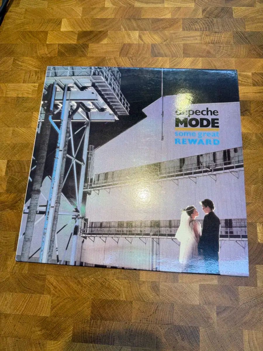 デペッシュ・モード 　サム・グレート・リウォード　LP　レコード Amazon.com: Some Great Reward: CDs & Vinyl
