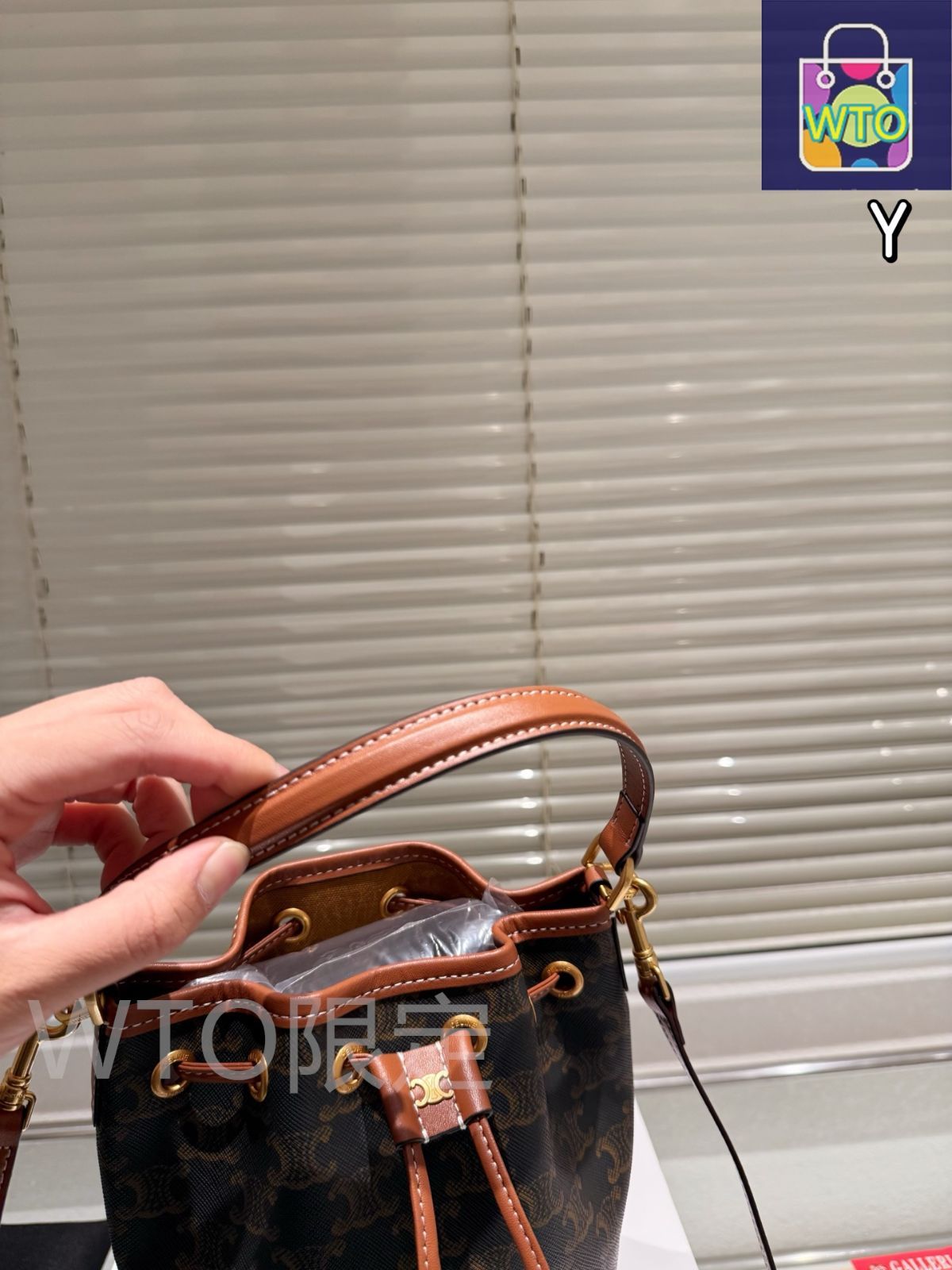 希少【CELINE】タン スモール ドローストリング バケットバック 楽天市場】CELINE セリーヌ ショルダーバッグ Small Drawstring
