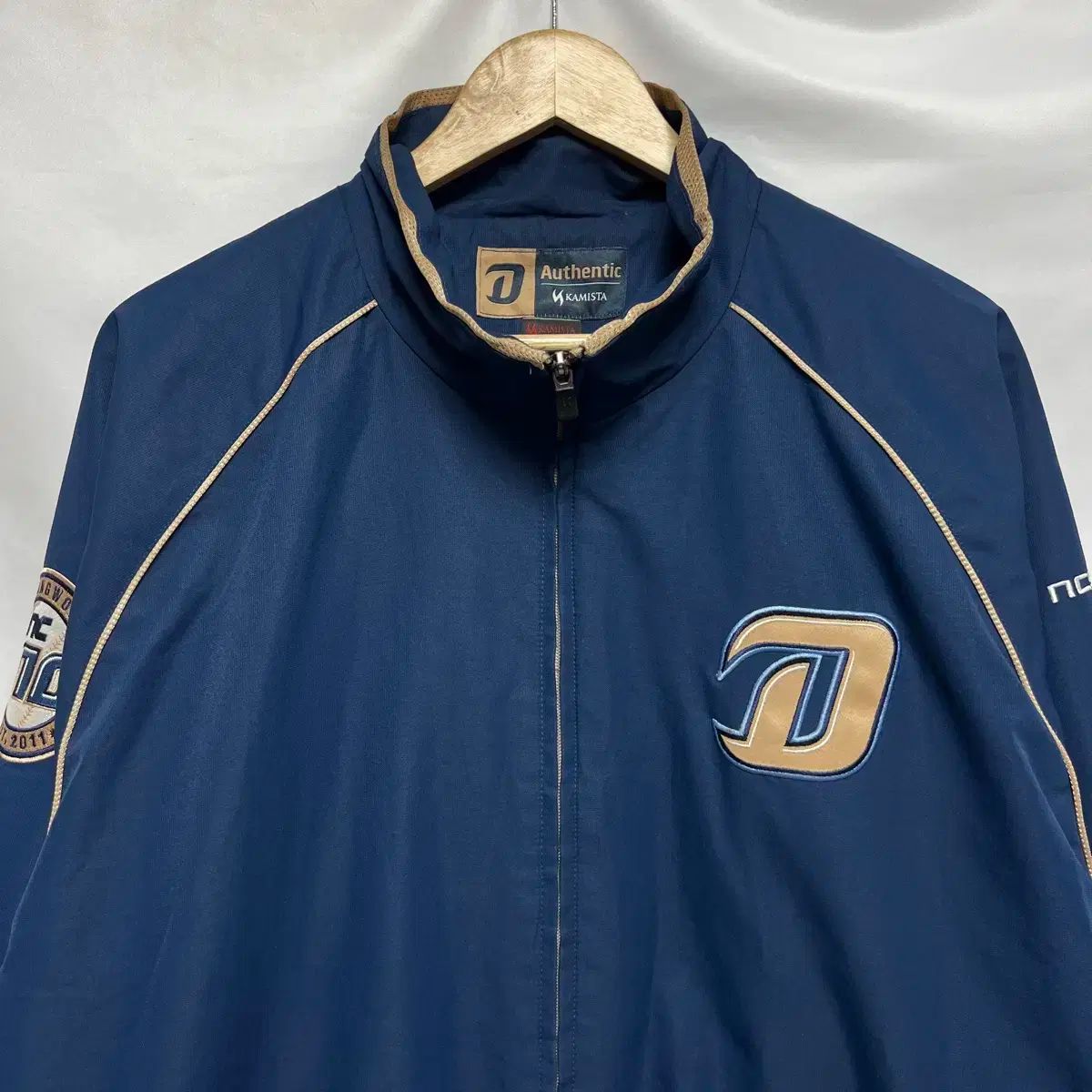 3 XL NC NCダイノス カミスタ アセンティック 秋冬 野球 ジャンパー