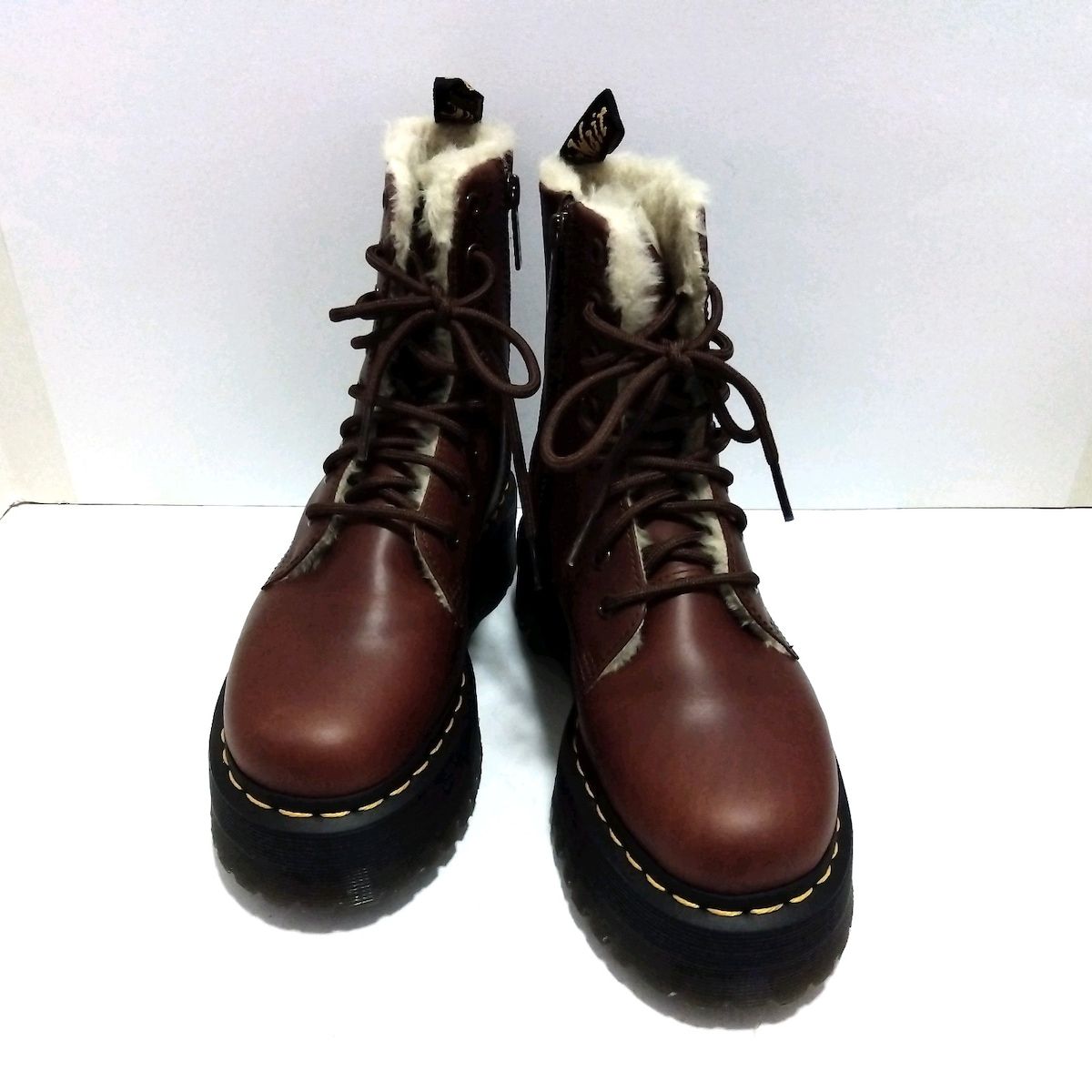 Dr.Martens(ドクターマーチン) ショートブーツ レディース美品  - ダークブラウン レースアップ レザー