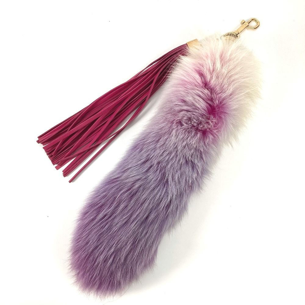 ルイヴィトン ビジューサックフォクシーポンポン バッグチャーム フォックスファー ルイヴィトン ビジューサックフォクシーポンポン バッグチャーム