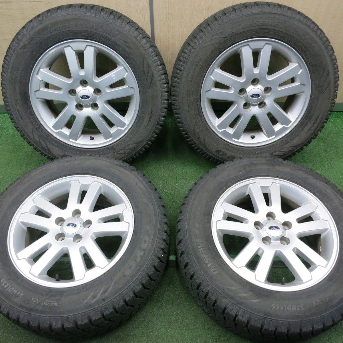*送料無料* バリ溝！キレイ！9.5分Ford フォード エクスプローラー 純正 235/65R17 スタッドレス トーヨー オブザーブ GSi-5 PCD114.3/5H4051105NJス