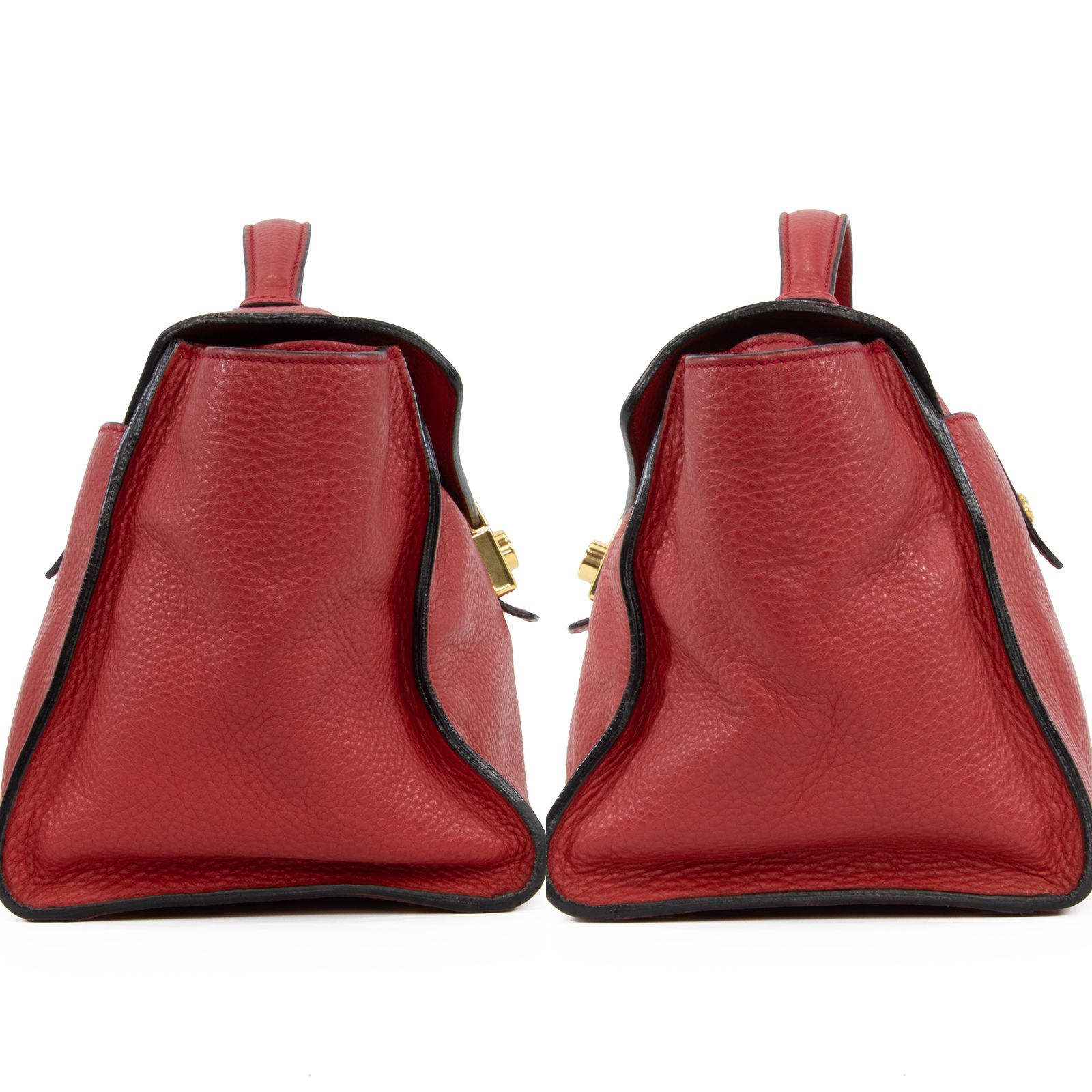 本物 プラダ 2WAYショルダーバッグ レディース 赤 斜め掛け 本革 レザー 本物 プラダ 2WAYショルダーバッグ レディース 赤 斜め掛け 本革 レザー