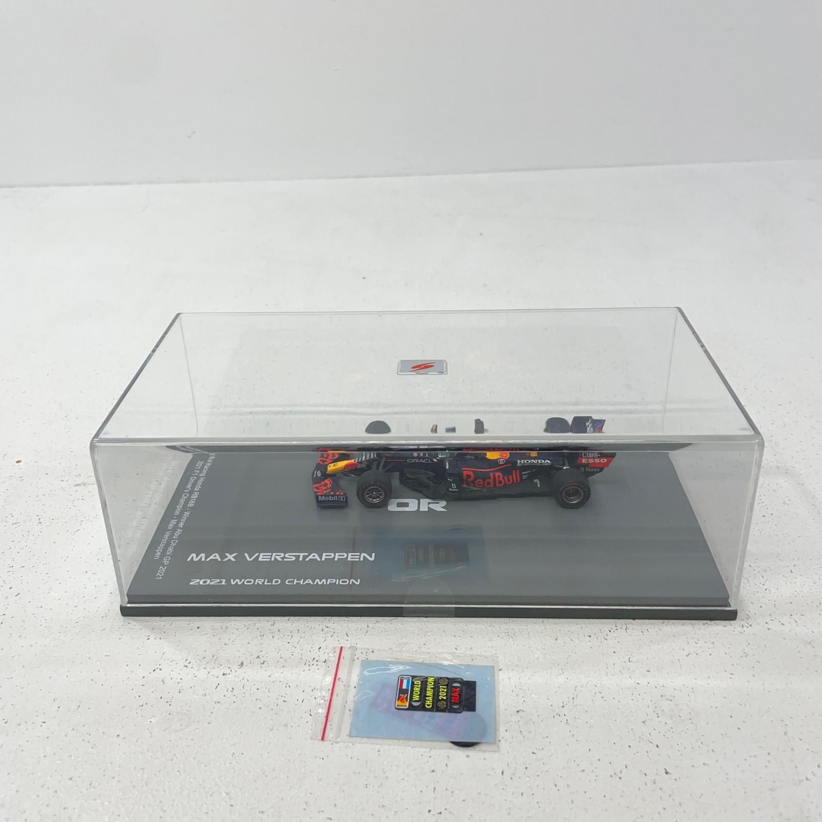 【尾張小牧店】 中古 スパーク　1/43 Red Bull Racing Honda RB16B No.33 Red Bull Racing Winner Abu Dhabi GP 2021 World Champion Edition With No.1 Board and Pit Board【S7861】 【727】 Amazon.com: Spark - Red Bull RB16B - Winner GP Abu Dhabi
