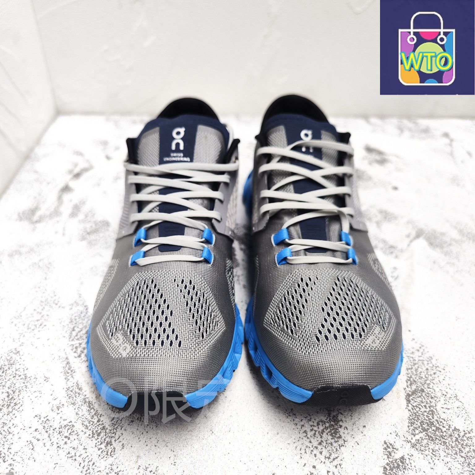 On Cloud ブルー　トレーニングシューズ　27.0 Amazon.com | On Men's Running Shoes, Blue, 8 | Road Running