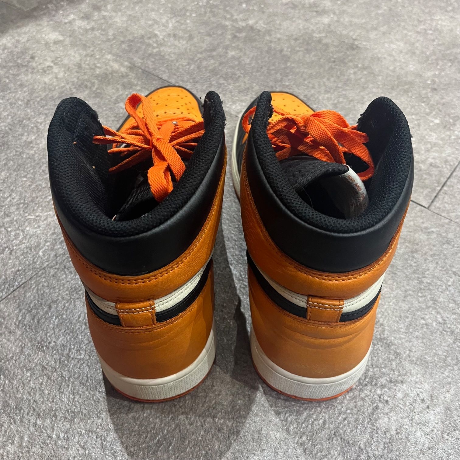 国内正規 Nike Air Jordan 1 Retro High OG 