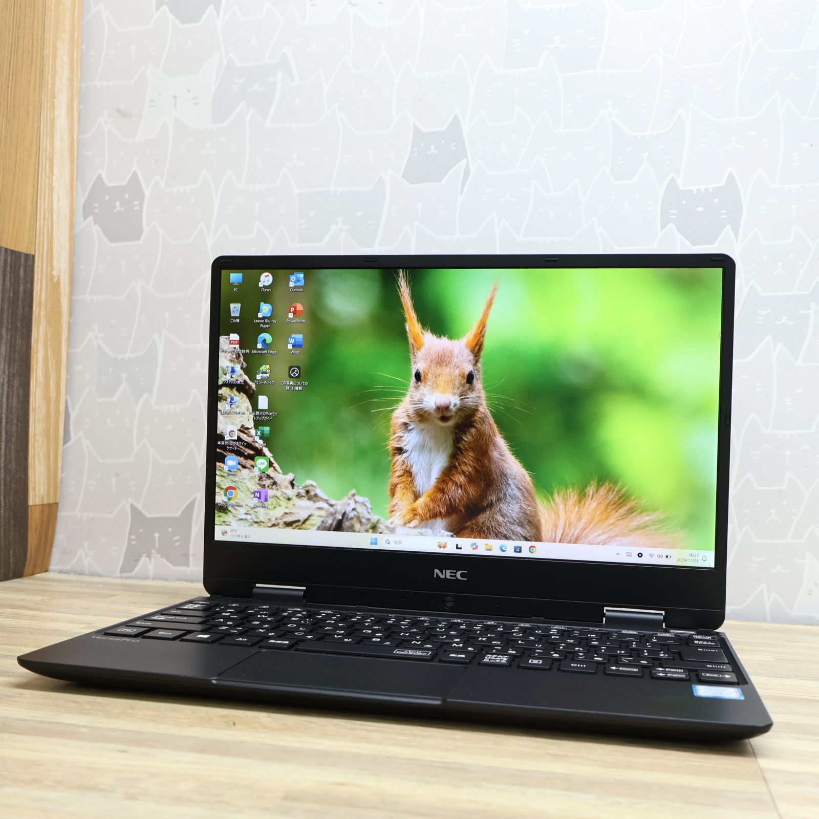 ☆厳選特価品☆NEC VKT13H 8世代CPU Core i5 SSD256GB メモリ8GB 