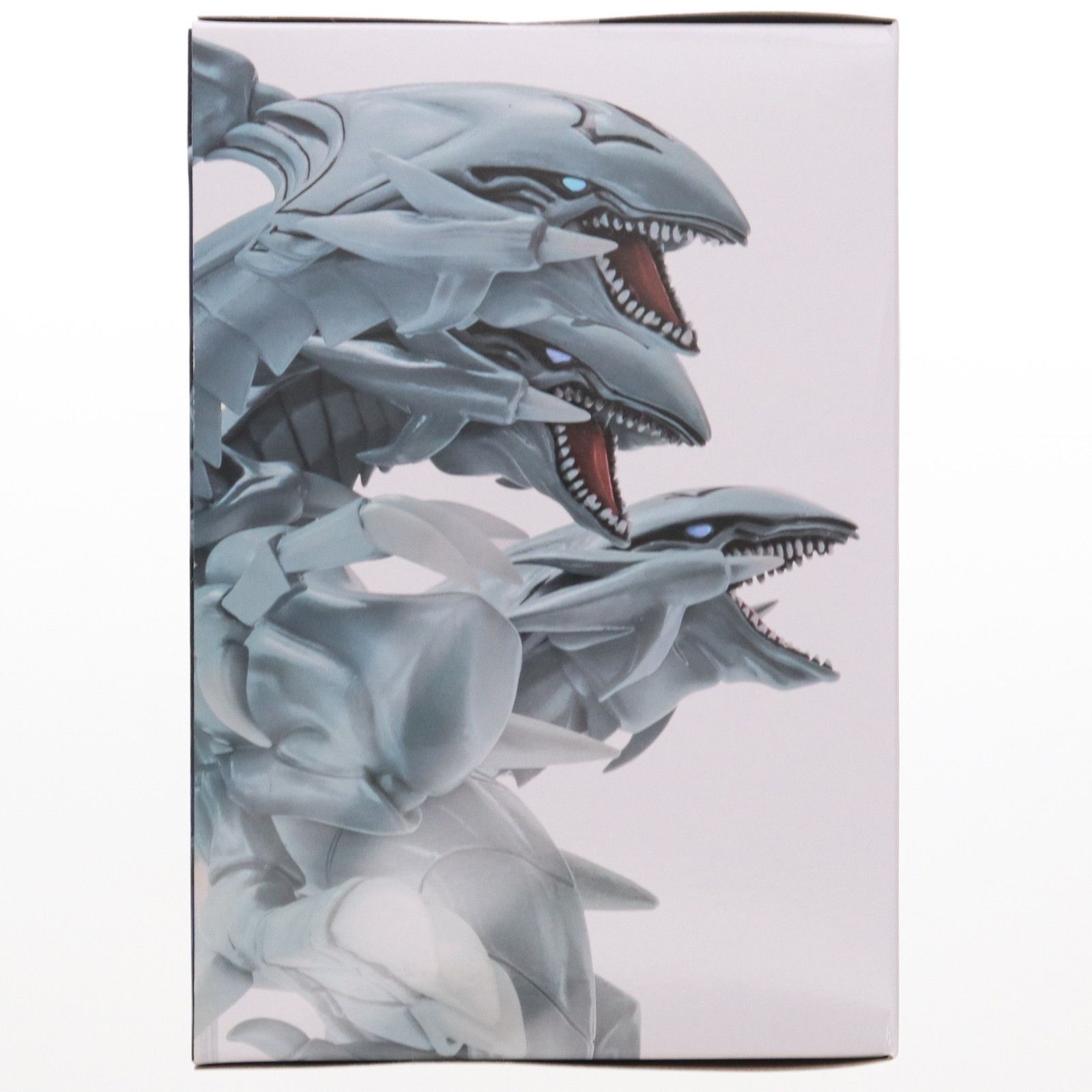 青眼の究極竜(ブルーアイズ・アルティメット・ドラゴン) 遊☆戯