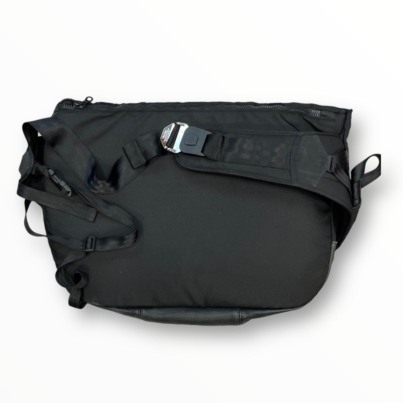 VISVIM ビズビム メッセンジャーバッグ 18L 黒