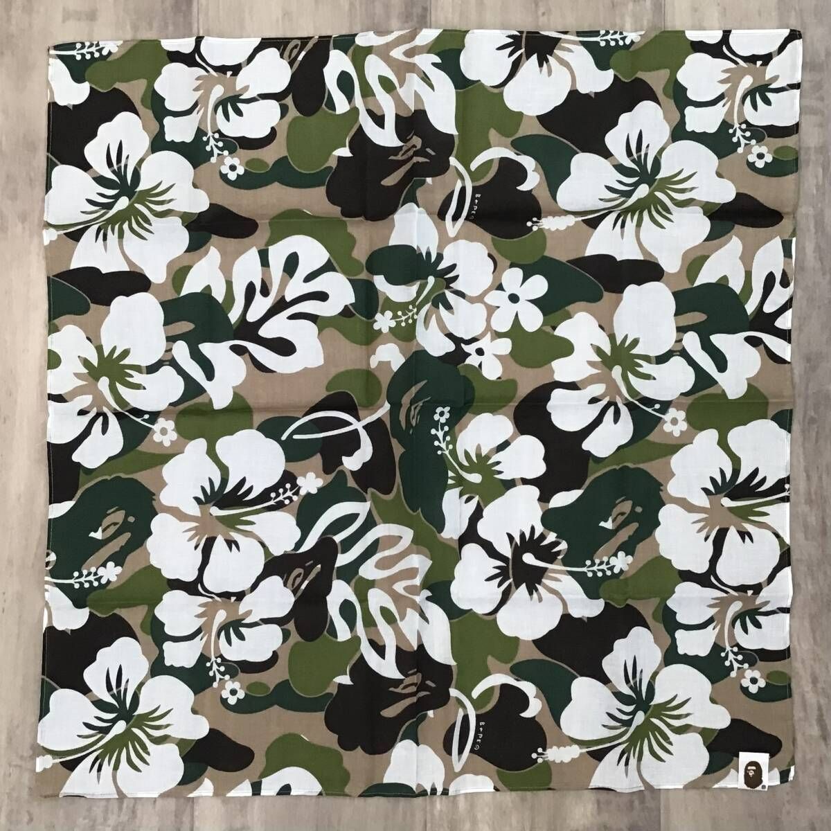 BAPE Aloha camo green バンダナ a bathing ape ☆新品☆ Aloha camo バンダナ a bathing ape BAPE camo green エイプ
