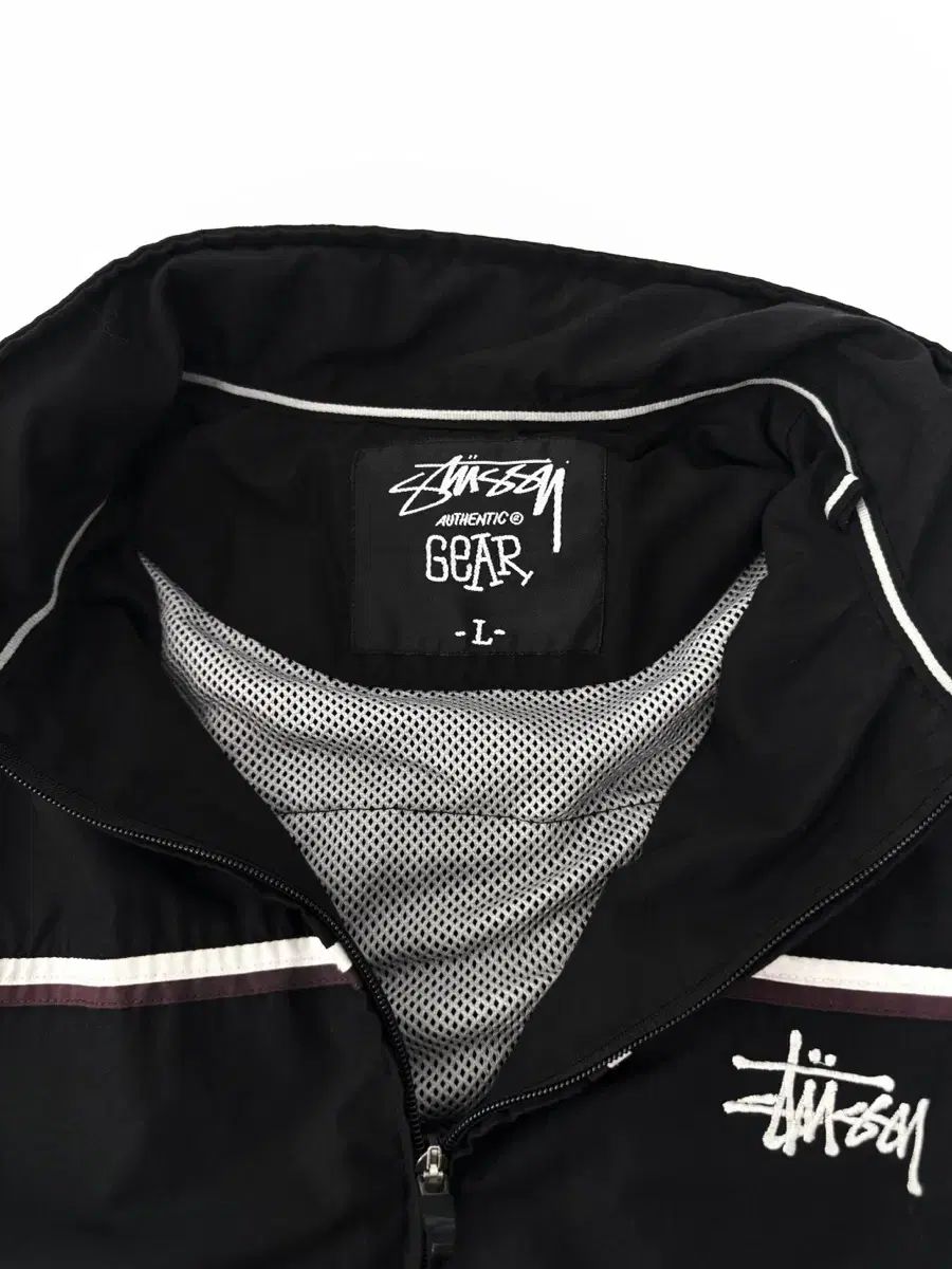 Stussy ウインドブレーカー STUSSY(ステューシー) ウインドブレーカー - メルカリ