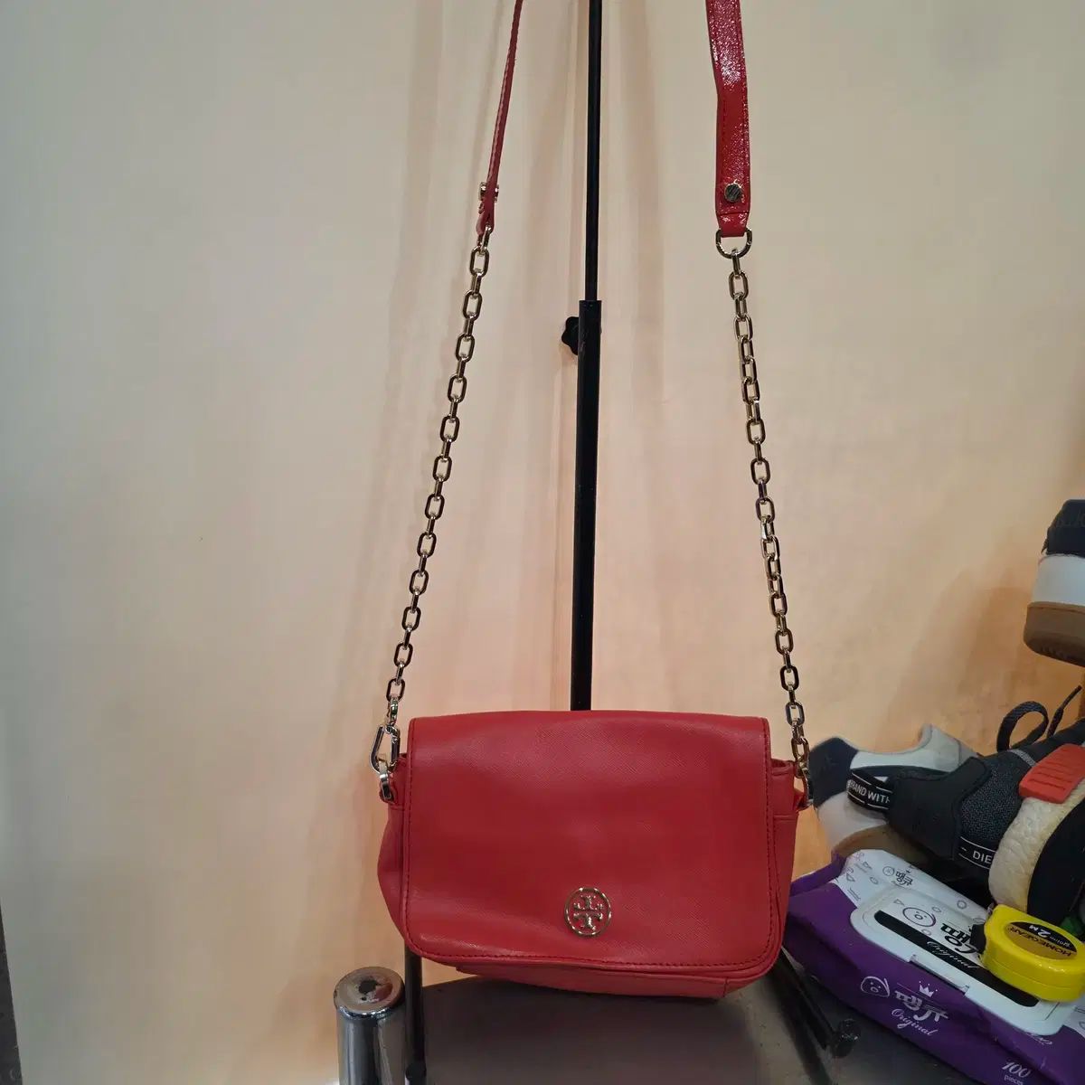 Tory Burch トリーバーチ アダムのサイズ クロスバッグ