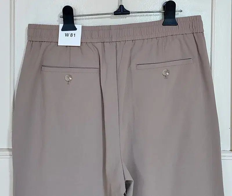 ズボン　エクリュ　36 新品 新品 ズボン パンツ ズボン エクリュ 36 新品 ズボン エクリュ 36 新品