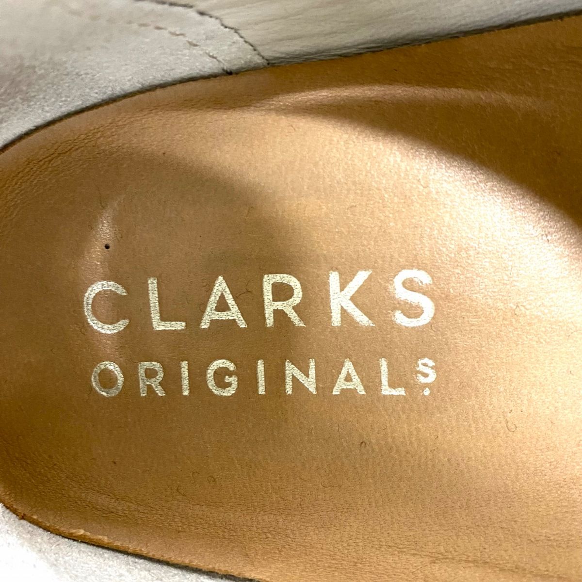 Clarks(クラークス) シューズ レディース ワラビー ライトグレー×シルバー モカシン スエード×ポリウレタン