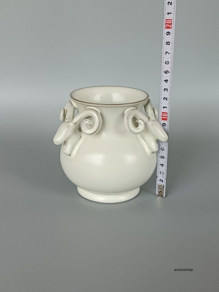 宋汝窯支釘透かし彫り八卦紋薫炉 景徳鎮 陶磁器 装飾品 現代工芸