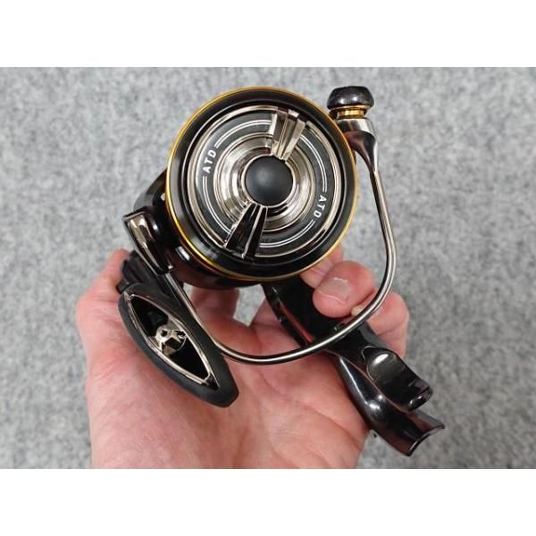 ダイワ スピニングリール 23ラグザス 3000XH-LBD ダイワ