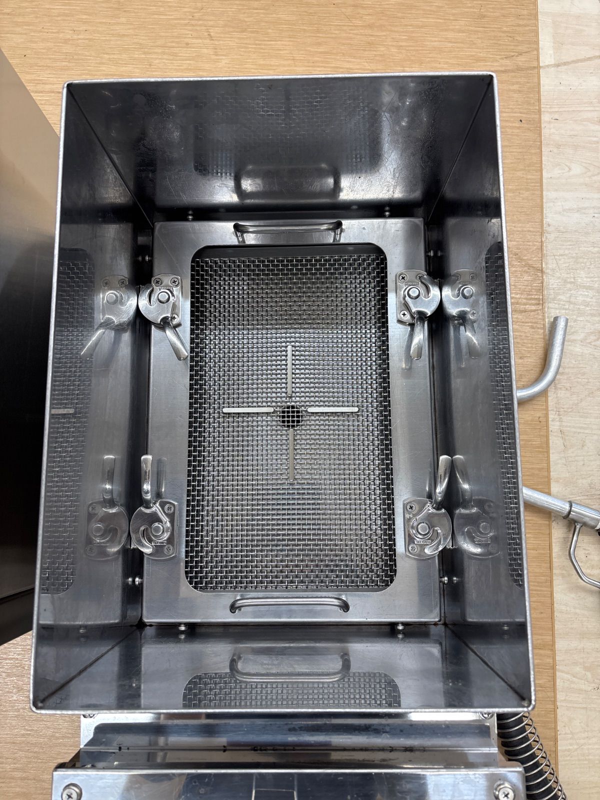 フライヤー用食用油ろ過機 Y-3 適合フライヤー油量は25L コマツ製作所 2020年