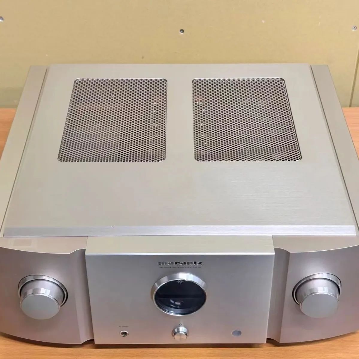 PM-10 ゴールド系