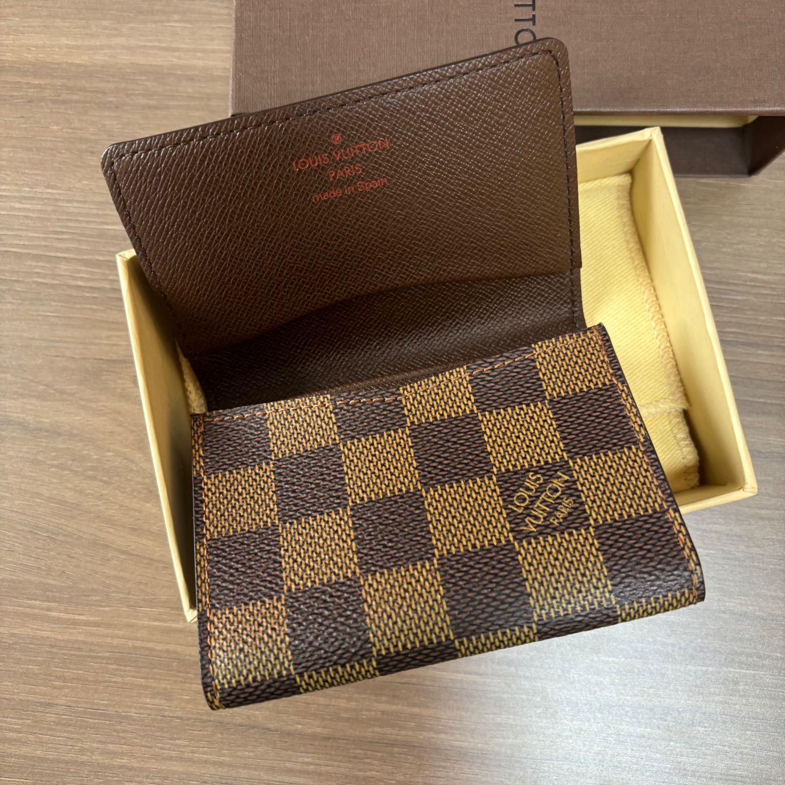 ドゥ ヴィジット