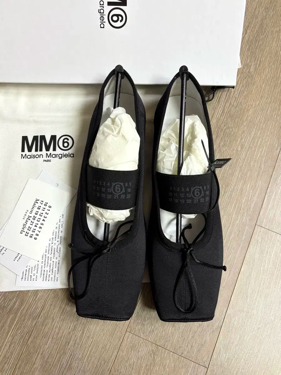 MM6 Maison Margiela メゾンマルジェラ ロゴ ストラップ バレリーナ フラット