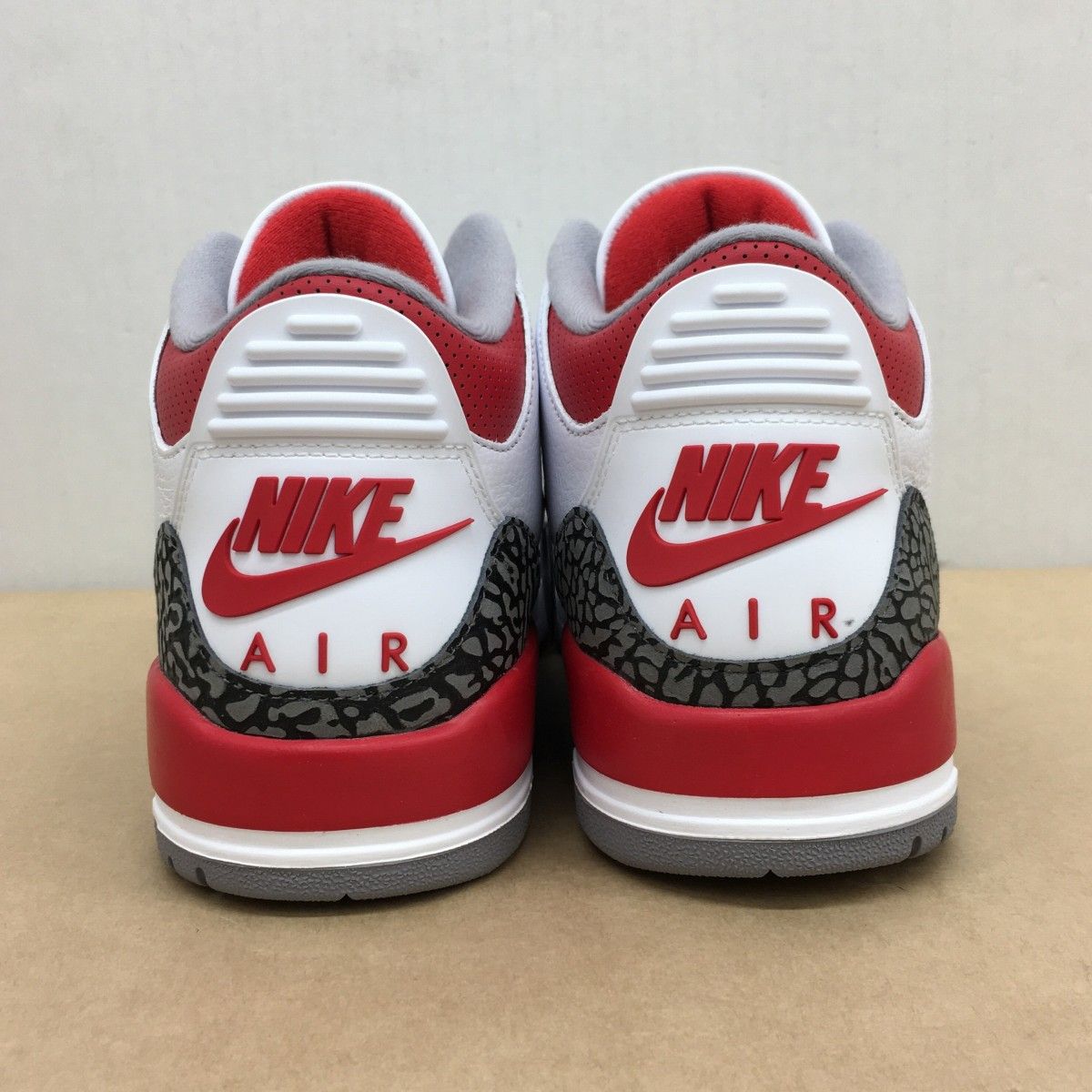 未使用 NIKE AIR JORDAN 3 RETRO OG FIRE RED 2022 DN3707-160 サイズ 