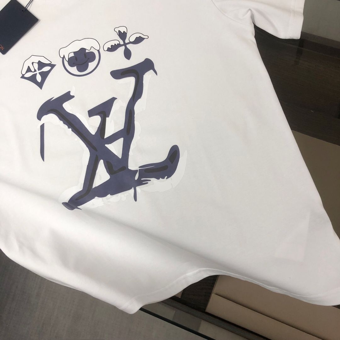 夏セール‼️Louis Vuitton ロゴプリント ツリスカーフ 本日限定特価】Louis Vuitton 春夏 ロゴプリントTシャツ [本日