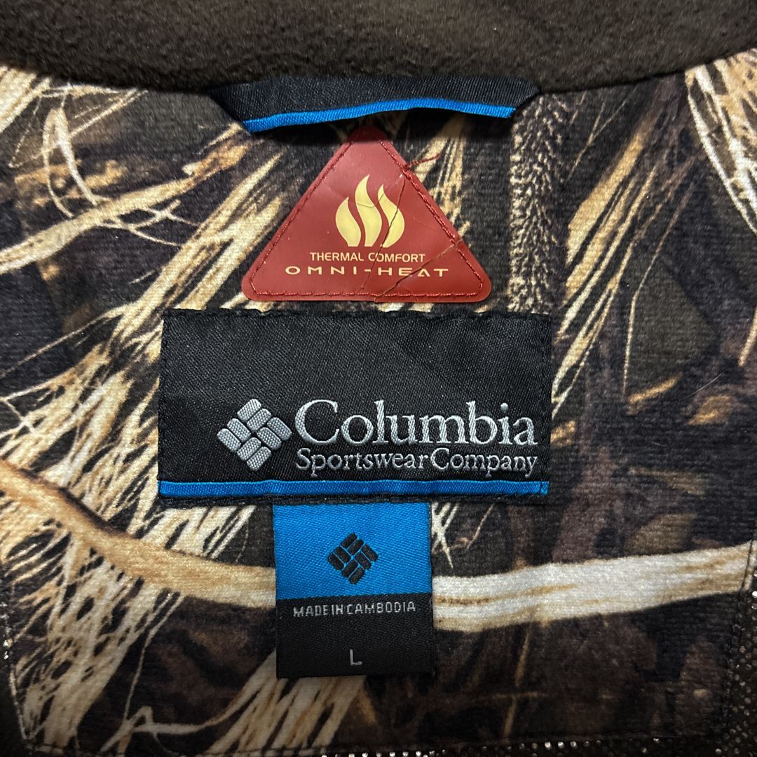 Columbia】 リアルツリーカモ オムニヒートジャケット S-2467 - メルカリ