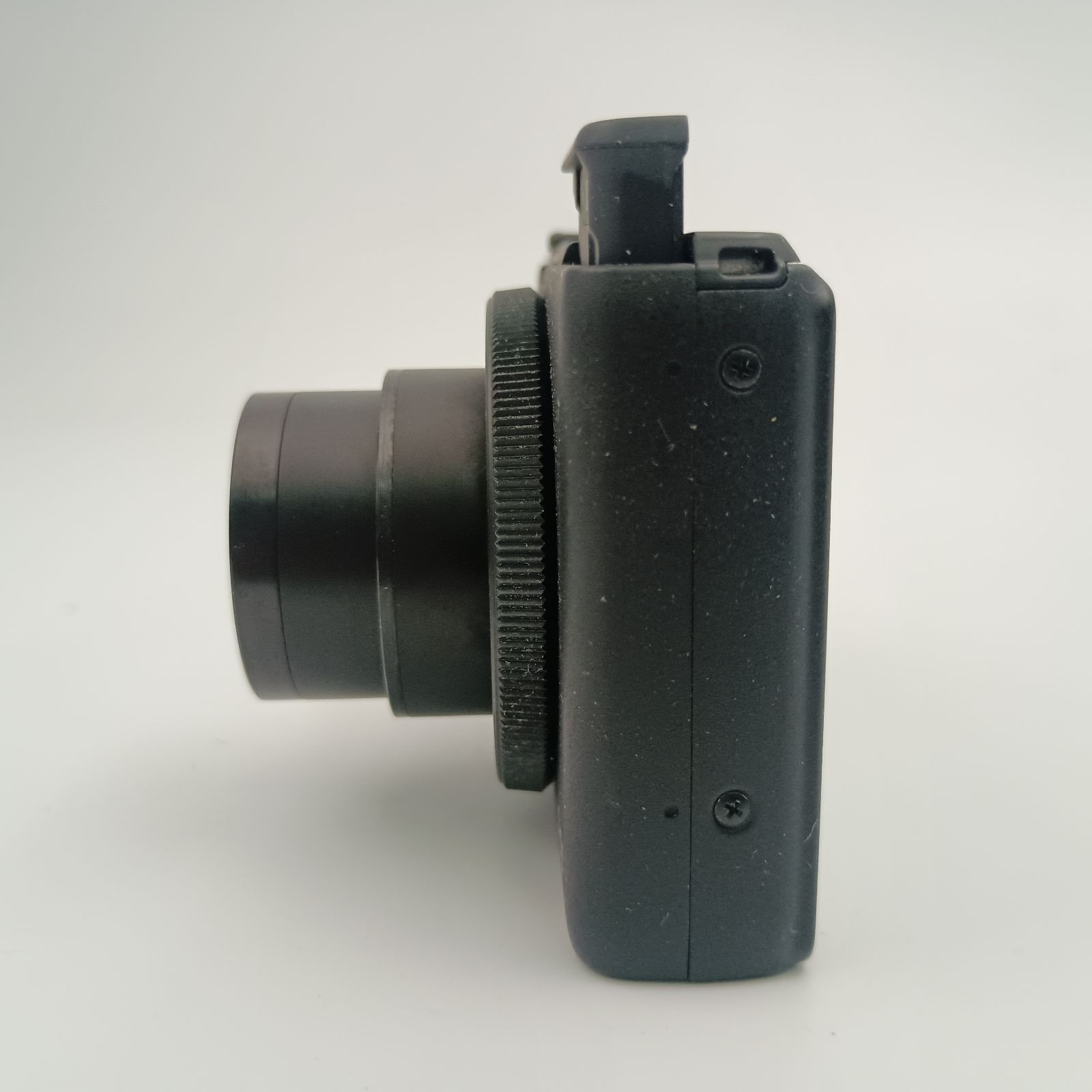 Canon S100 コンパクトデジタルカメラ　ジャンク 訳あり】Canon S100 コンパクトデジタルカメラ【ジャンク