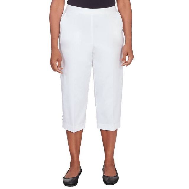 【送料無料】 アルフレッド ダナー レディース カジュアルパンツ ボトムス Women's Alfred Dunner Denim Twill Split Hem Capri Pants White
