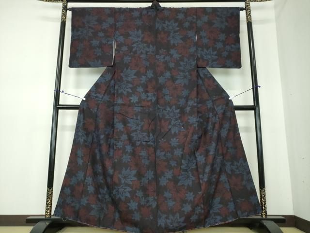 平和屋着物●本場結城紬　重要無形文化財　80亀甲　楓文　正絹　逸品　未使用　DAAS3462ps 平和屋着物○本場結城紬 重要無形文化財 80亀甲 楓文 正絹 逸品 未使用