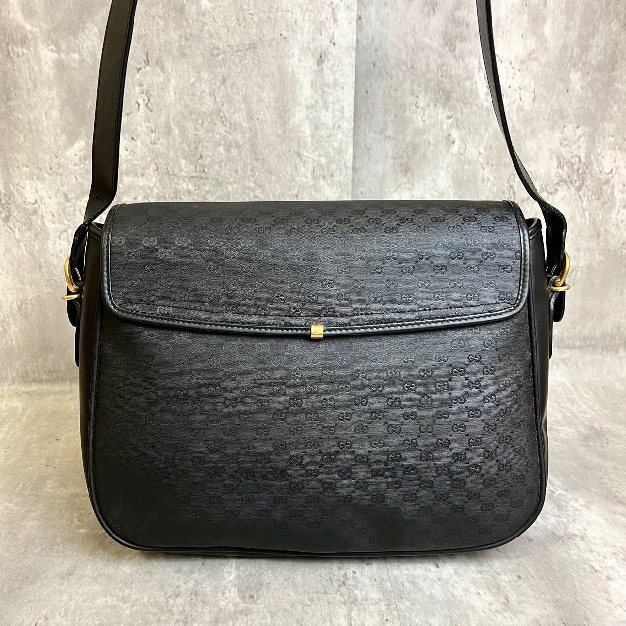 GUCCI】ショルダーバッグマイクロGG柄ブラックゴールド金具