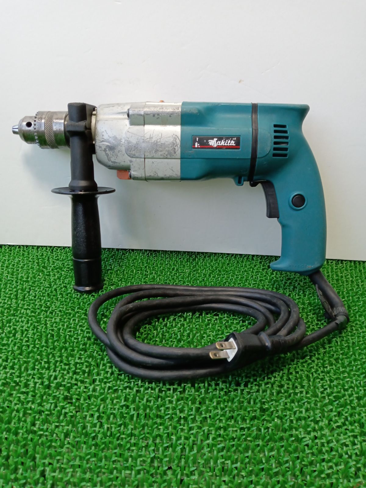 【即購入OK！】★中古品★ マキタ makita 20㎜2スピード震動ドリル モデル HP2032