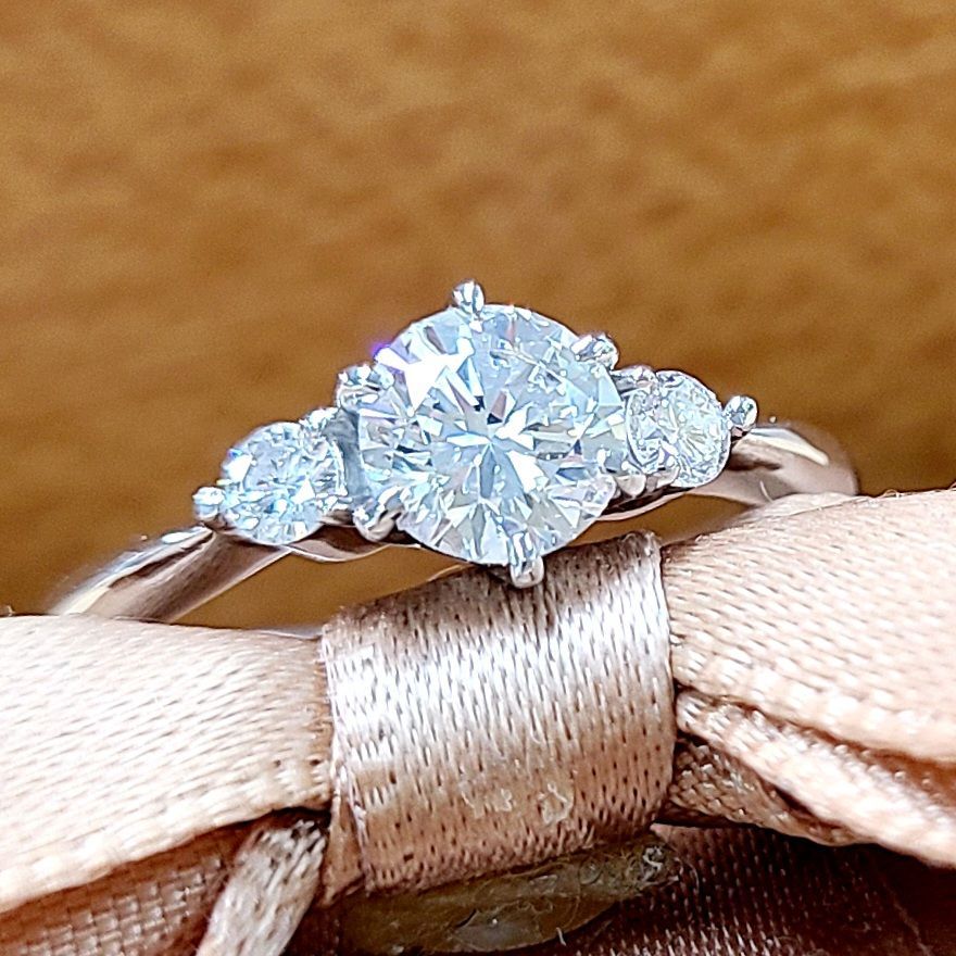 コスパ最高！G VS1 very good 0.5ct ダイヤモンド PTリング - メルカリ