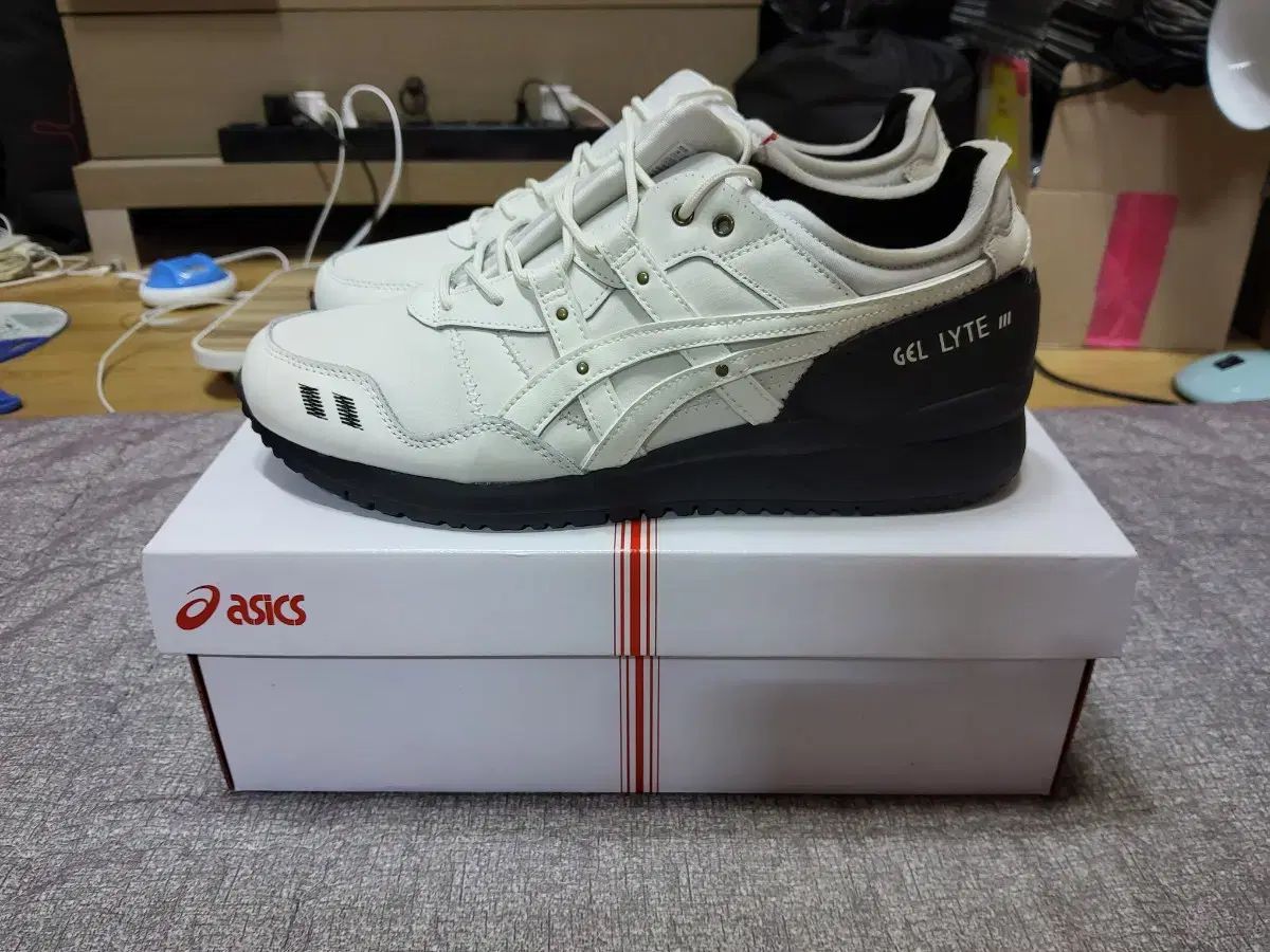 【雷市場（ポンジャン）商品韓国直送】 Asics(アシックス) ー ゲル ライト 3 OG （ からくり ）